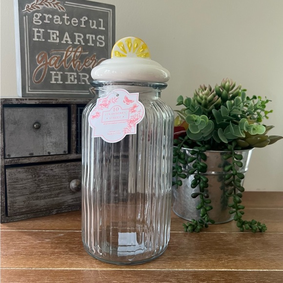 New 10 Strawberry Street 10.5” Glass Canister with Lemon Topper - Picture 1 of 5
